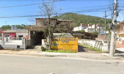 Excelente casa comercial e residencial com 700m2 de área construída  - CA1019