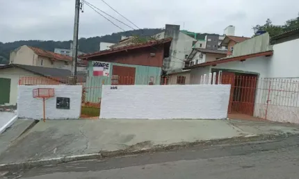 Casa à venda no Ipiranga, São José 