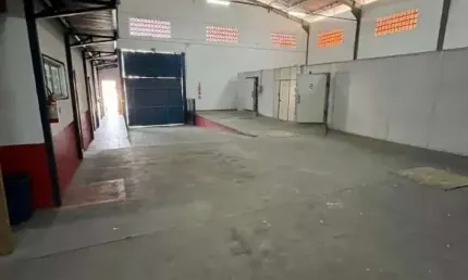 Barracão / Galpão / Depósito com 1 sala para alugar na Serraria, São José 