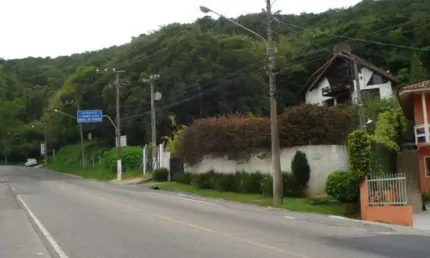 TERRENO COM 31.000M² LAGOA DA CONCEIÇÃO/ PRAIA MOLE  - LO714