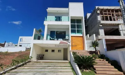 Casa com 3 dormitórios à venda, 240 m² por R$ 2.250.000,00 - Fazenda Rodeio - Mogi das Cruzes/SP