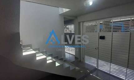 Sobrado à venda com 3 dorms  Vila Monumento - São Paulo