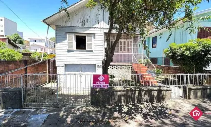 Terreno para Venda - 330m², 0 dormitórios, Cruzeiro