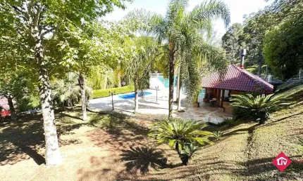 Casa para Venda - 400m², 5 dormitórios, sendo 4 suites, 8 vagas - Nossa Senhora da Saúde