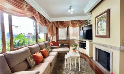 Apartamento para Venda - 165.25m², 3 dormitórios, sendo 1 suites, 2 vagas - Nossa Senhora de Lourdes