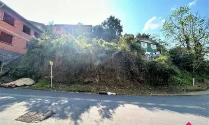 Terreno à venda na Sergio Antonio Gobetti, 18, Planalto, Caxias do Sul
