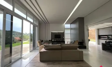 Casa com 3 quartos à venda na Estrada Municipal Vereador Vicente Menezes, 1481, Nossa Senhora da Saúde, Caxias do Sul por R$ 2.500.000