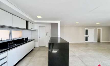 Apartamento com 3 quartos à venda na Rua Treze de Maio, 1604, Cristo Redentor, Caxias do Sul por R$ 930.000