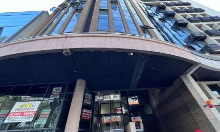 Sala comercial à venda na Rua Borges de Medeiros, 677, Centro, Caxias do Sul por R$ 200.000