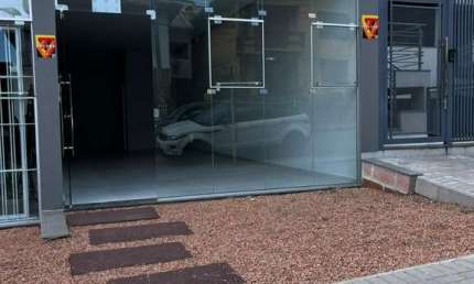 Sala comercial à venda na Padre Ambrósio Andreazza, 63, Cruzeiro, Caxias do Sul por R$ 412.000