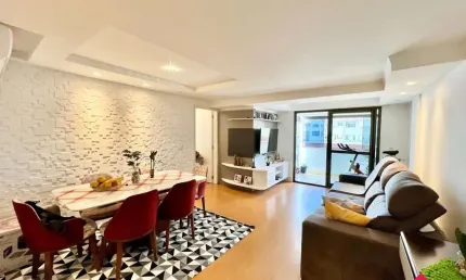 Apartamento com 2 quartos à venda na Rua Os Dezoito do Forte, 2039, Centro, Caxias do Sul por R$ 495.000