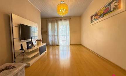 Casa com 3 quartos à venda na Rua Pedro Viezzer, 1487, Presidente Vargas, Caxias do Sul por R$ 1.100.000