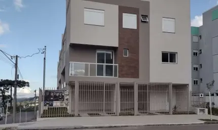 Sobrado para Venda - 135m², 3 dormitórios, 2 vagas - Vila Verde