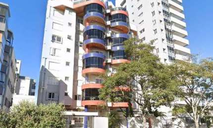 Apartamento para Venda - 287m², 3 dormitórios, sendo 3 suites, 3 vagas - Panazzolo