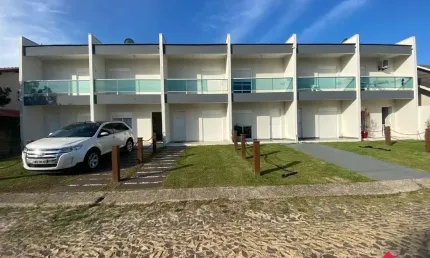 Sobrado para Venda - 105m², 2 dormitórios, 1 vaga - Praia Paraíso