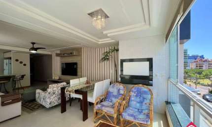Apartamento para Venda - 125m², 3 dormitórios, sendo 1 suites, 1 vaga - Centro