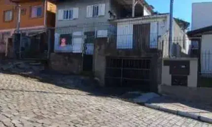 Casa para Venda - 140m², 3 dormitórios, 1 vaga - Jardim América