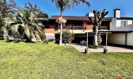 Casa para Venda - 467.85m², 3 dormitórios, sendo 2 suites, 3 vagas - Bela Vista