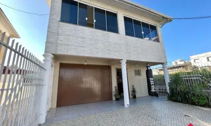 Casa para Venda - 214.42m², 3 dormitórios, sendo 1 suites, 3 vagas - Nossa Senhora de Lourdes