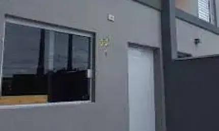Casa com 2 quartos à venda no Jardim Rubi, Sorocaba  por R$ 240.000