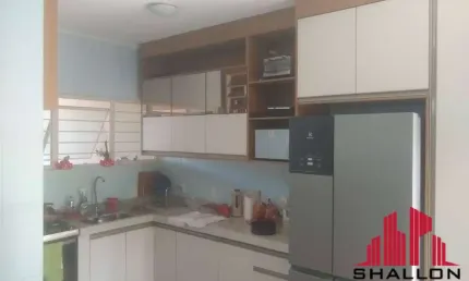 Sobrado com 2 dorms e 02 suítes no Jardim São Guilherme