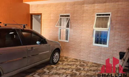 Casa 03 dormitórios com 01 suíte no jardim botucatu