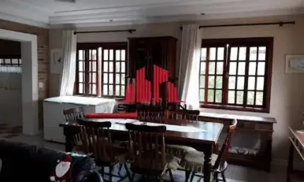 Casa com 03 dormitórios e 01 suíte no jardim ipanema ville