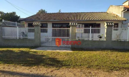 Casa à venda por R$ 200.000,00 - Zona Oeste - Balneário Arroio do Silva/SC