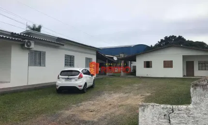 Casa à venda por R$ 750.000,00 - Cidade Alta - Araranguá/SC