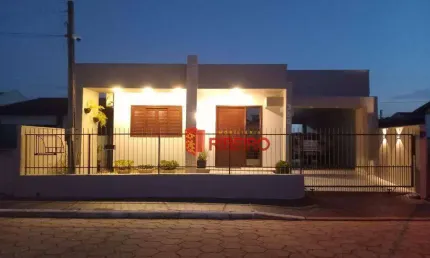 Casa com 3 dormitórios à venda, 177 m² por R$ 680.000 - Urussanguinha - Araranguá/SC