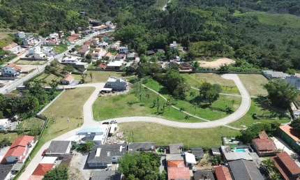 Terreno à venda na Luiz Alexandrino Silva, 49, Camboa, Governador Celso Ramos por R$ 679.000