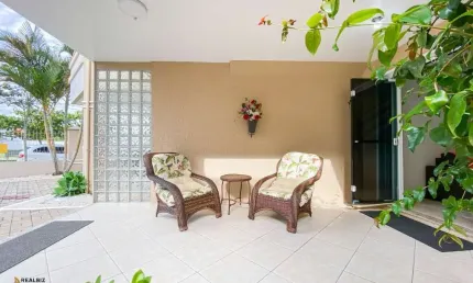 Casa em condomínio fechado com 3 quartos à venda na Avenida Caravelas, 433, Praia Grande, Governador Celso Ramos por R$ 1.299.000