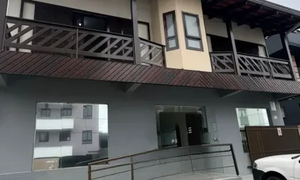 Sala comercial com 1 sala para alugar no Costa e Silva, Joinville 