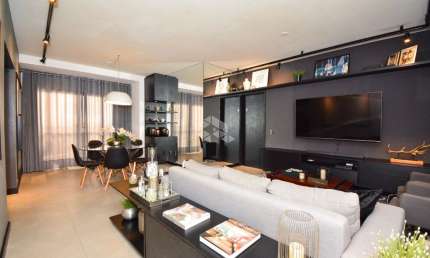 APARTAMENTO DE ALTO PADRÃO COM 4 QUARTOS E 3 VAGAS PRÓXIMO À BEIRA-MAR NORTE EM FLORIANÓPOLIS/SC