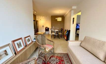 APARTAMENTO DE 2 QUARTOS COM 1 SUÍTE E 1 VAGA DE GARAGEM NA CARVOEIRA EM FLORIANÓPOLIS/SC