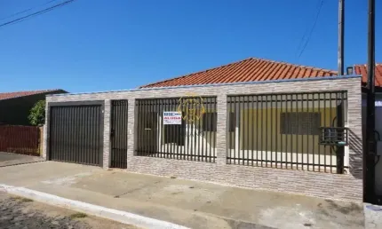 Casa com 3 quartos à venda na Rua Aldacir Loiola, 149, Jardim Atlanta, Ibaiti por R$ 400.000