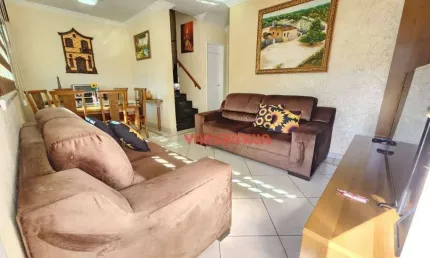 Sobrado com 3 dormitórios à venda, 105 m² por R$ 490.000,00 - Itaquera - São Paulo/SP
