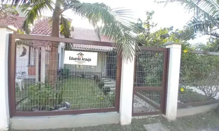 Sobrado 02 Dorm à venda no Bairro CAPÃO NOVO com 78 m² de área privativa - 1 vaga de garagem