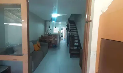 Sobrado geminado 2 dorm à venda no Bairro CAPÃO NOVO com 90 m² de área privativa - 3 vagas de garagem