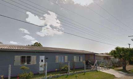 Casa 04 Dorm à venda no Bairro CAPÃO NOVO - 2 vagas de garagem