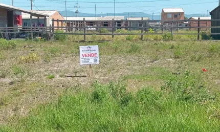 Terreno à venda na Avenida Paraguassu, 4115, Capão Novo, Capão da Canoa