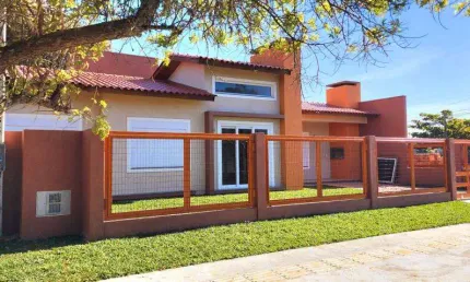 Casa 02 Dorm à venda no Bairro ARROIO TEIXEIRA - 1 vaga de garagem