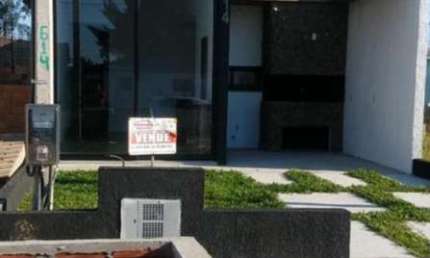 Casa 03 Dorm à venda no Bairro CAPÃO DA CANOA com 95 m² de área privativa - 2 vagas de garagem
