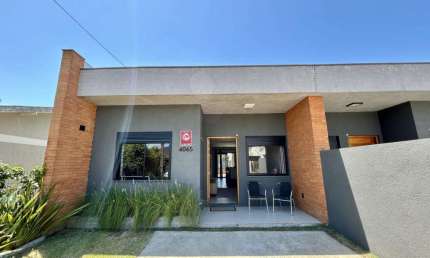 Casa geminada 2 dorm à venda no Bairro CAPÃO NOVO com 73 m² de área privativa - 1 vaga de garagem