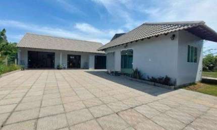 Casa 03 Dorm à venda no Bairro CAPÃO NOVO com 122 m² de área privativa - 4 vagas de garagem