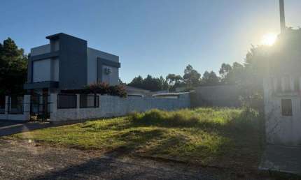 Terreno à venda na Avenida Paraguassu, 4115, Capão Novo, Capão da Canoa