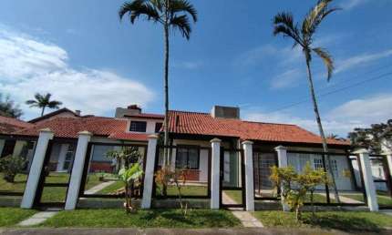 Sobrado 02 Dorm à venda no Bairro CAPÃO NOVO com 72 m² de área privativa - 1 vaga de garagem