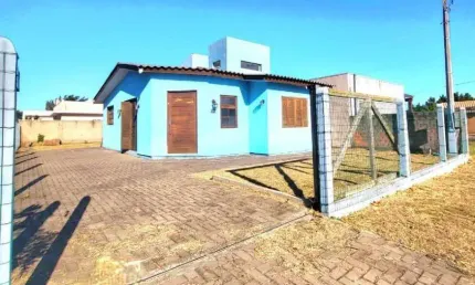 Casa 02 dorm à venda no bairro capão novo com 63 m² de área privativa - 3 vagas de garagem