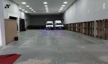 -SALÃO- 400 M²- PÉ D -5M/ 8 VAGAS- VILA BANCÁRIA- LOCAÇÃO- $ 8.000,00