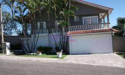 Sobrado com 4 dormitórios à venda, 600 m² por R$ 2.600.000 - Centro - Mogi das Cruzes/SP